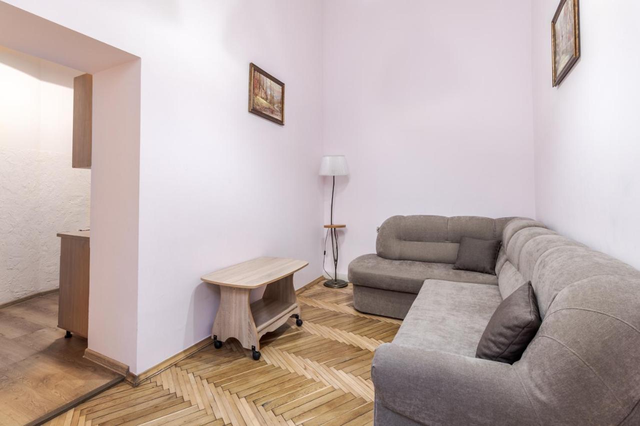 Striltsiv Apartment Lviv Kültér fotó